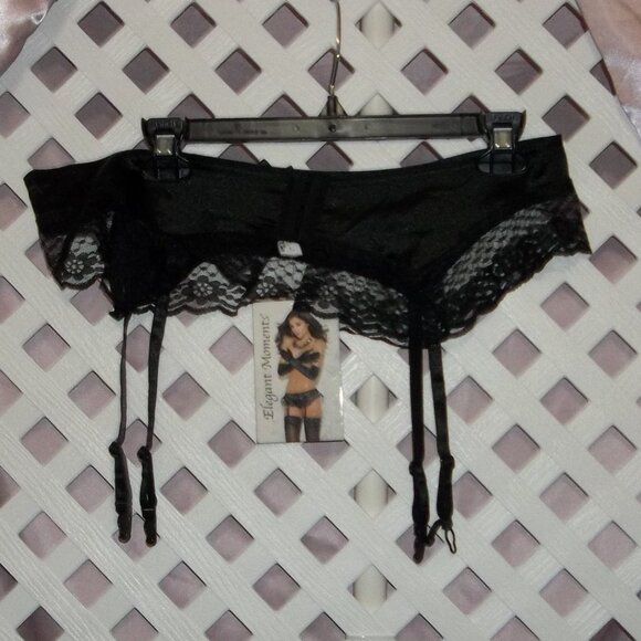 Garter Belt size OS - Picture 2 of 5